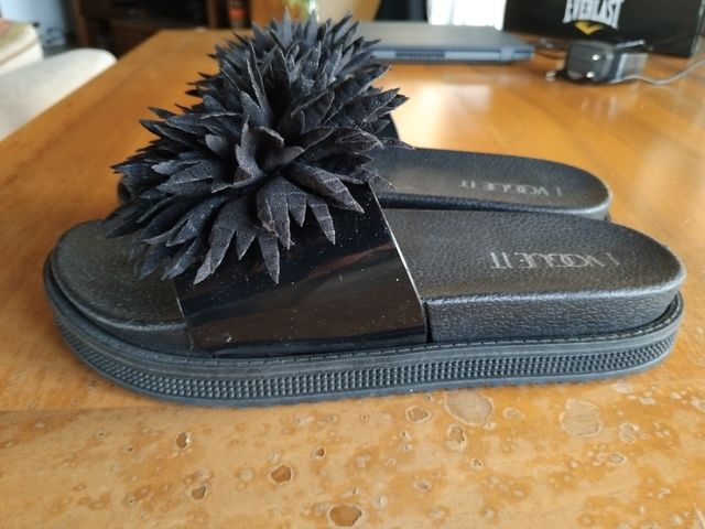 Ciabatte nere donna n.37 - nuove