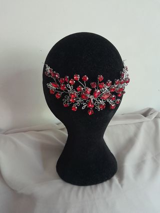 Tocado rojo-plateado boda, evento, fiesta