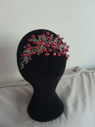 Tocado rojo-plateado boda, evento, fiesta