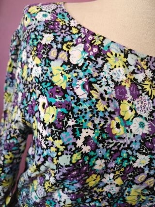 Vestido flores manga larga talla S