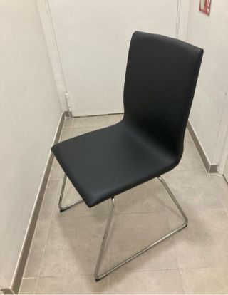 Silla Ikea negra - Lillanas