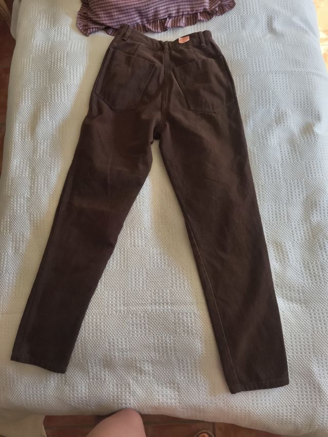 Pantalones vaqueros marrón bolsillo animal print (