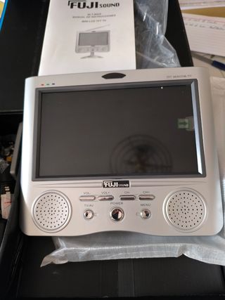 TV LCD Fuji Sound 8.4" Portátil