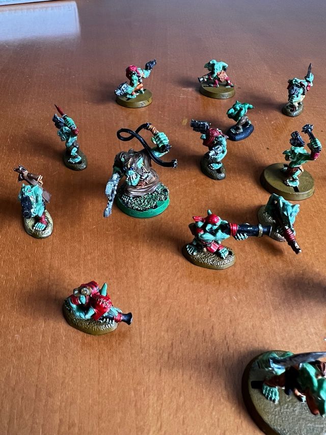 Gretchins: 17miniaturas ezclavista y cañon plomo