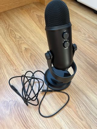 Micrófono Logitech Blue Yeti USB Con caja Original