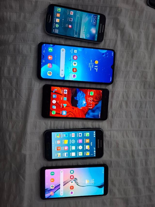 5 Teléfonos Samsung - Variados