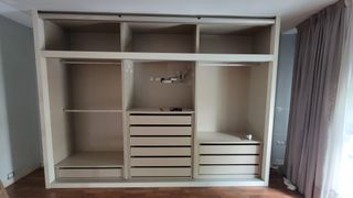 Ropero de 3 modulos con altillo