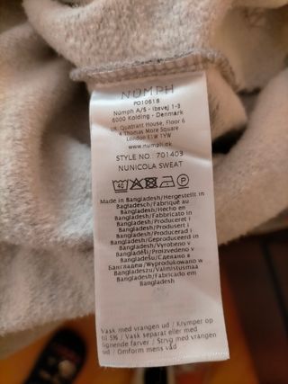 Sudadera Numph azul estampada