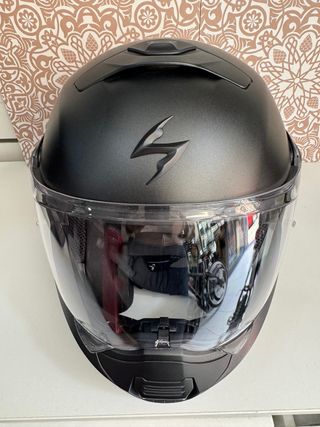 Casco Scorpion Exo 930 con Intercomunicador 