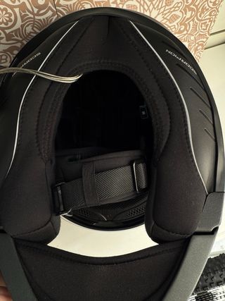 Casco Scorpion Exo 930 con Intercomunicador 