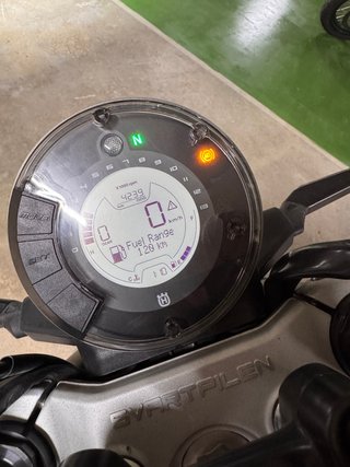 Husqvarna Svartpilen 125