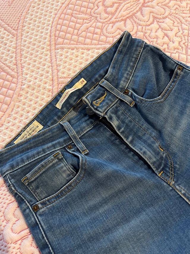 Levis 721 High rise skinny talla 24