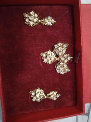 Aderezo fallera dorado con pedrería de bebe