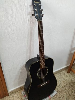 Guitarra acústica Ibanez V300 Japón