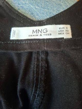 Vestido peto negro mujer