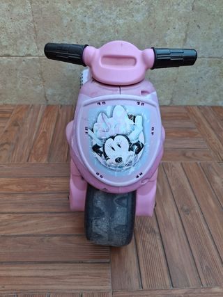 Moto Minnie correpasillos niña