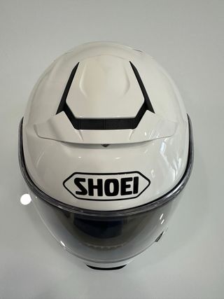 Shoei Neotec 2 con intercomunicador integrado Sena