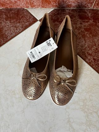 Manoletinas doradas talla 40