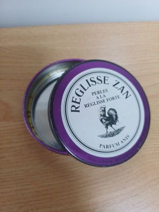Reglisse Zan: Caja metálica vintage
