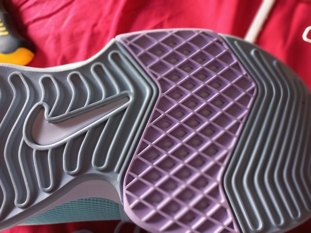 Botas baloncesto Nike Air LeBron witness talla 46 