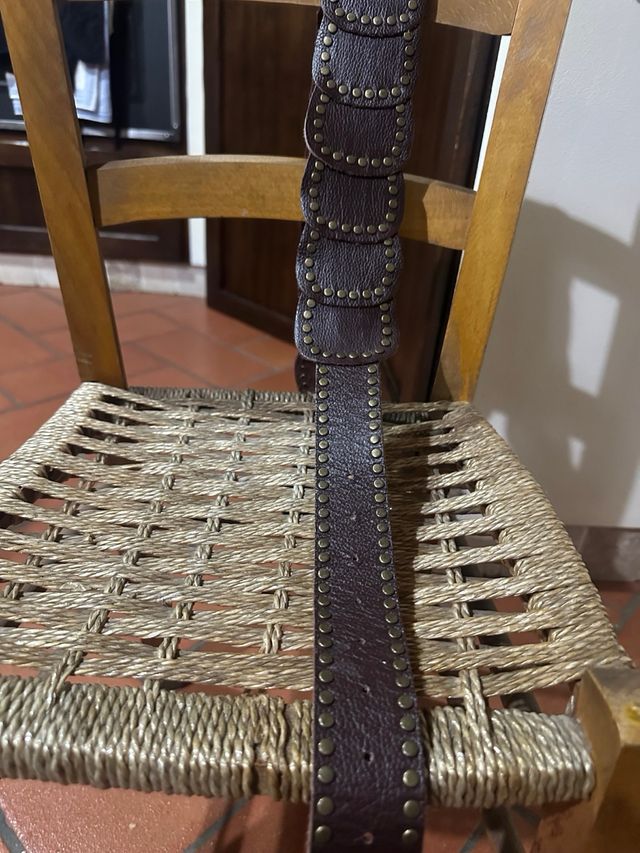 Cintura Guess marrone e oro in pelle