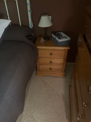 2 Cómodas madera pino maciza y dos mesillas