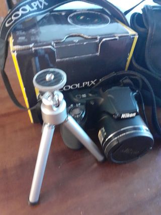 Nikon Coolpix L330 - Cámara compacta.Sin tripode!!