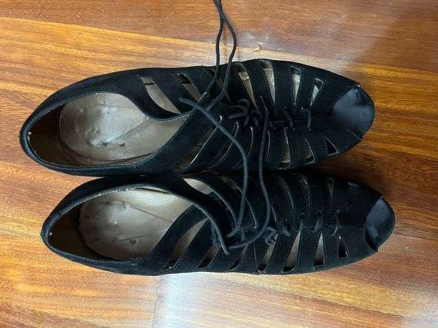 Sandalias tacón negro - Elegantes