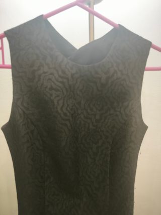 Vestido Zara negro espalda abierta