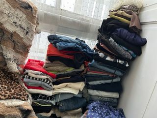 Lote de ropa vintage (200 prendas)