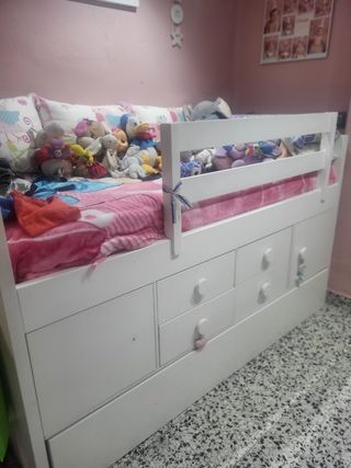 Armario blanco 2 puertas y dos cajones,muy amplio