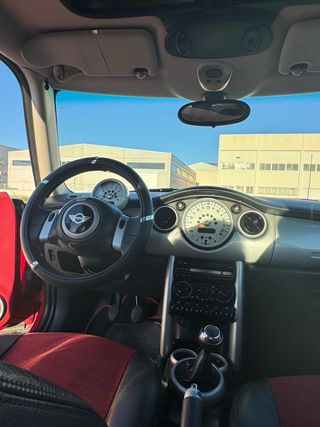 MINI Cooper 2003