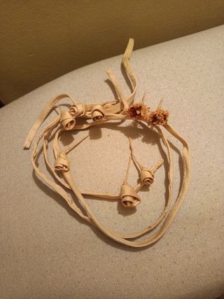 Tocados novia. Ligas. Cojín anillos