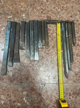 caja de cortafrios y punteros.