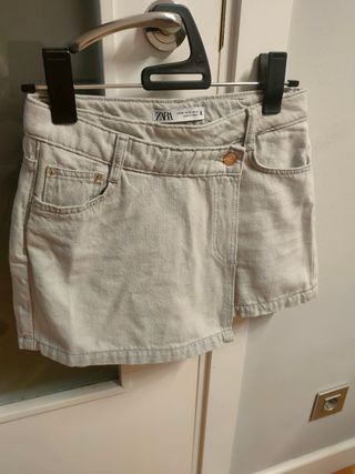 Falda pantalón Zara