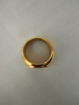 Anillo dorado cannabis