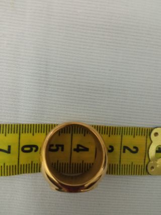 Anillo dorado cannabis