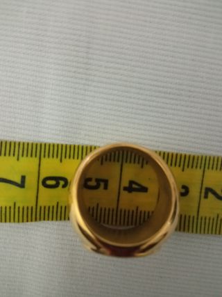 Anillo dorado cannabis