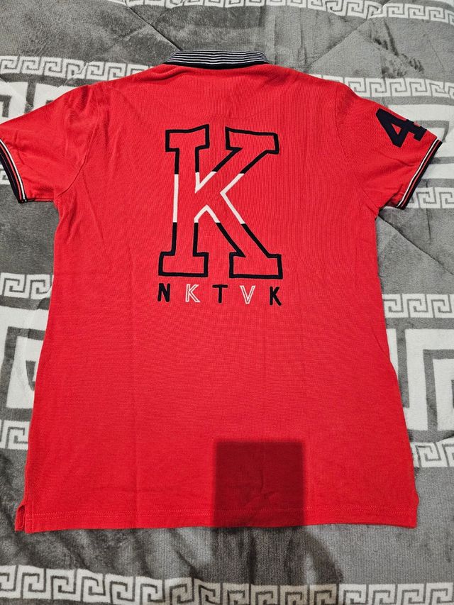 Polo rojo talla S - NKTVK