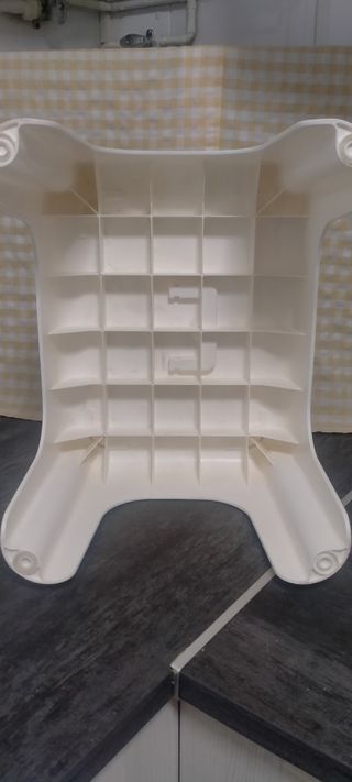 2 Taburetes / alzadores.