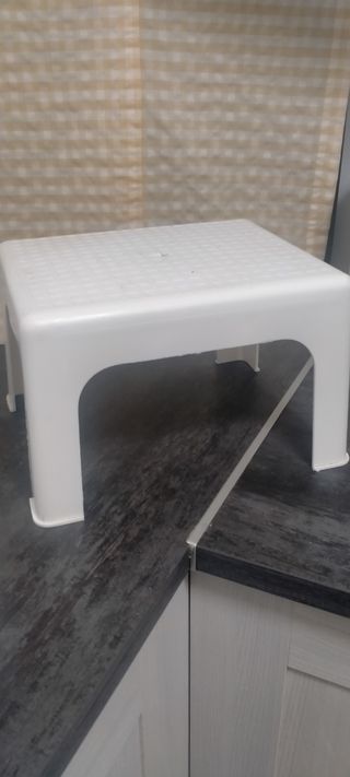 2 Taburetes / alzadores.