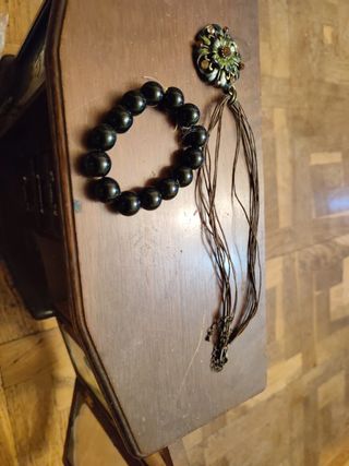 neceser con bisutería