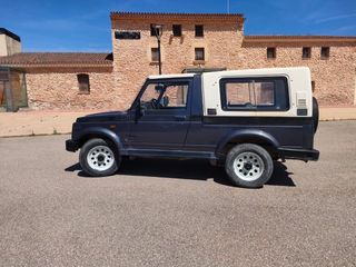 Suzuki Samurai 1995