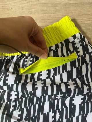 Shorts Nike mujer - amarillos y negros