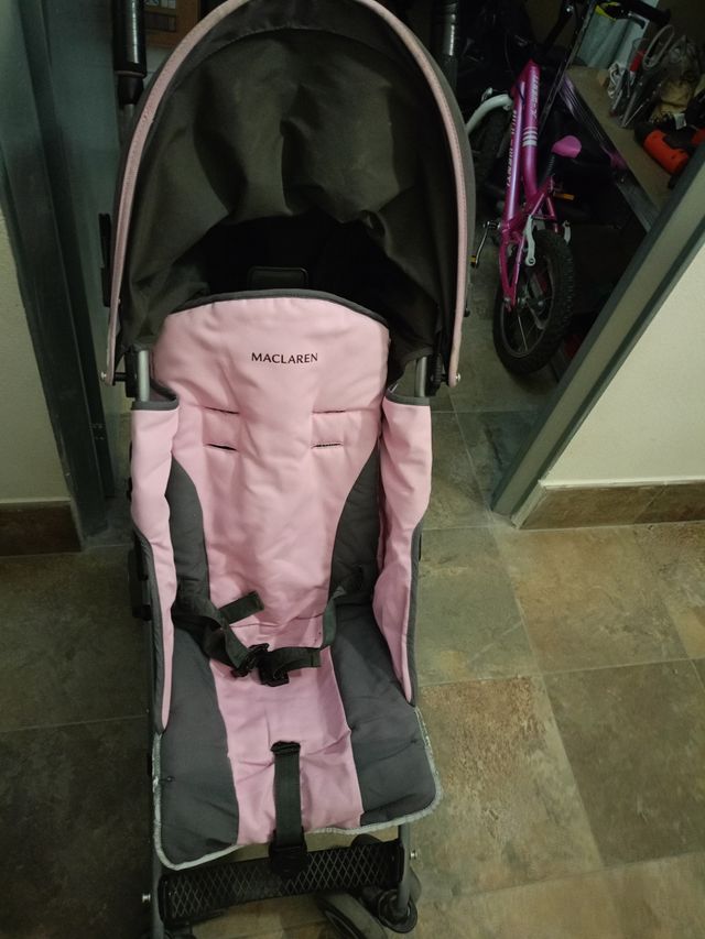 Cochecito McLaren ligero rosa