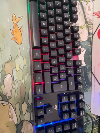 Teclado Gaming RGB