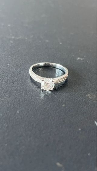 Anillo diamante 0.71 quilates