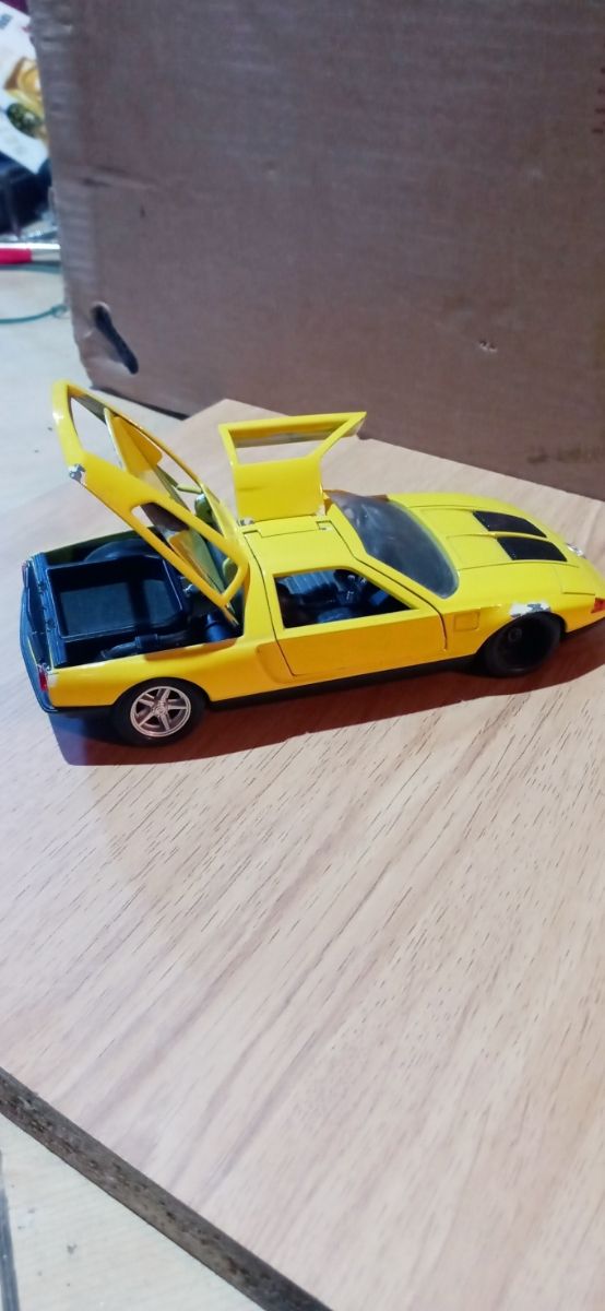 Mercedes Benz C111 Guiloy