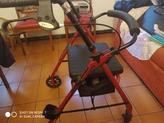ANDADOR PARA ANCIANOS