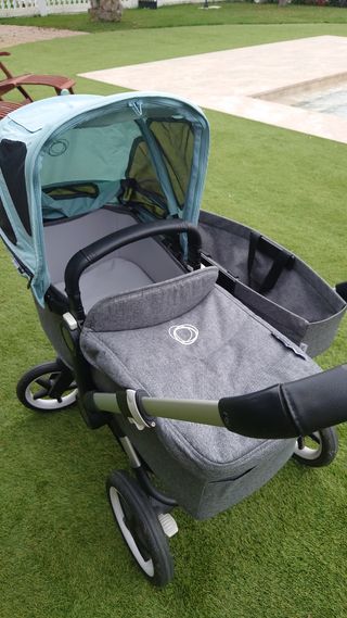 Bugaboo 3 Duo: 2 sillas + capazo.